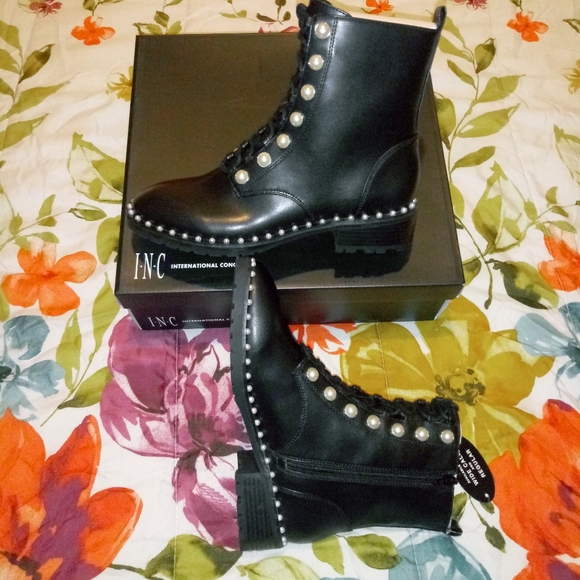 I.N.C Glynee Lace Up Booties - Picture 7 of 11